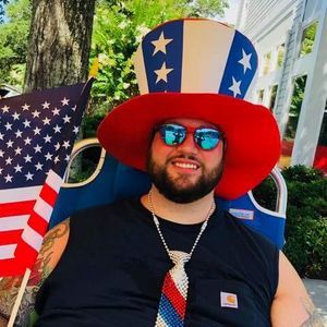 Meet your Posher, Bill